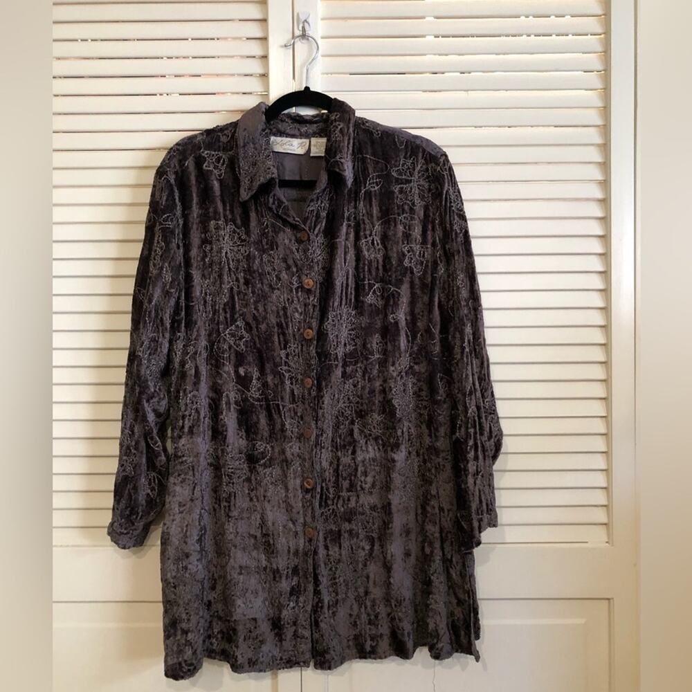 Lola P Velvet Floral Embroidered Lagenlook Shirt Jacket 1X